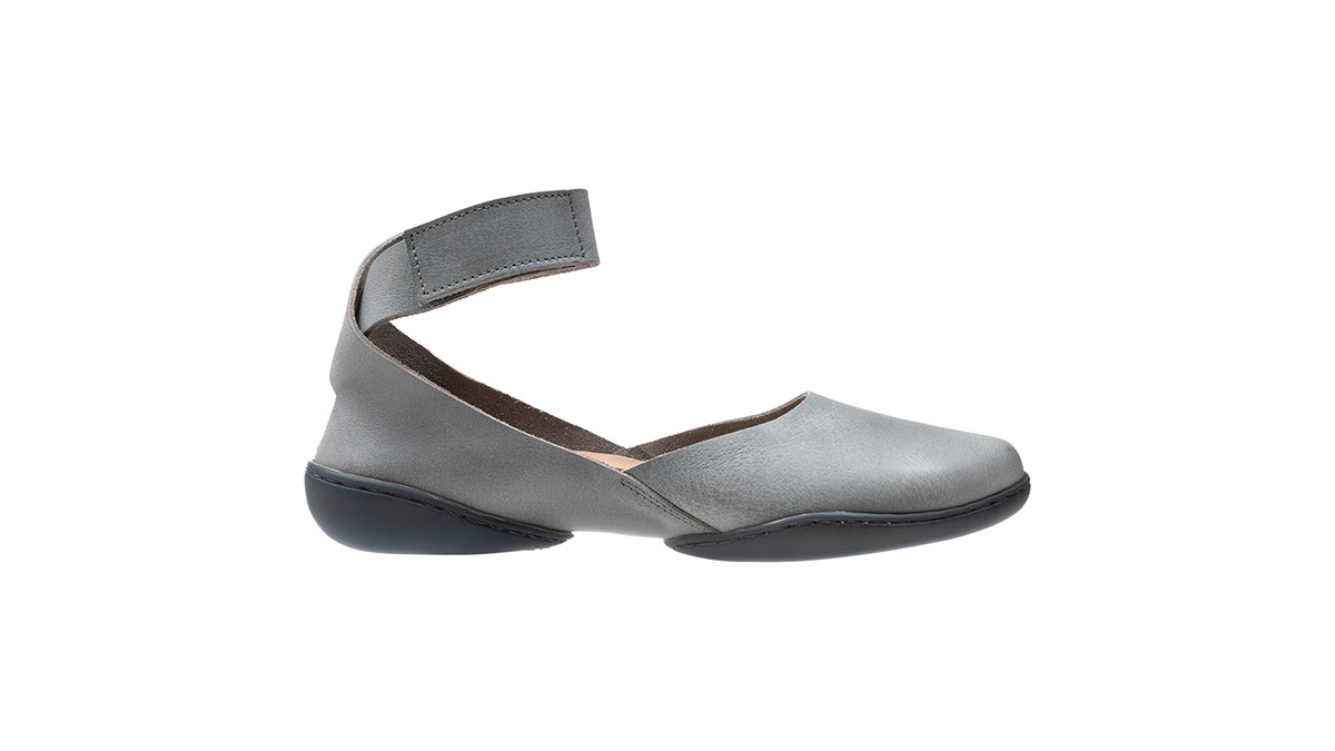 Combine f ( grey-bi-waw ) | trippenオフィシャルサイト